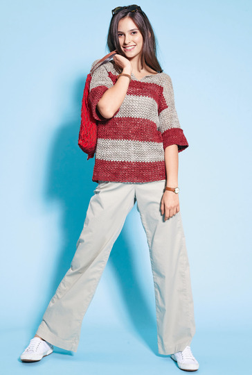 Häkelanleitung: gehäkelter Pulli mit Blockstreifen in zwei Farben