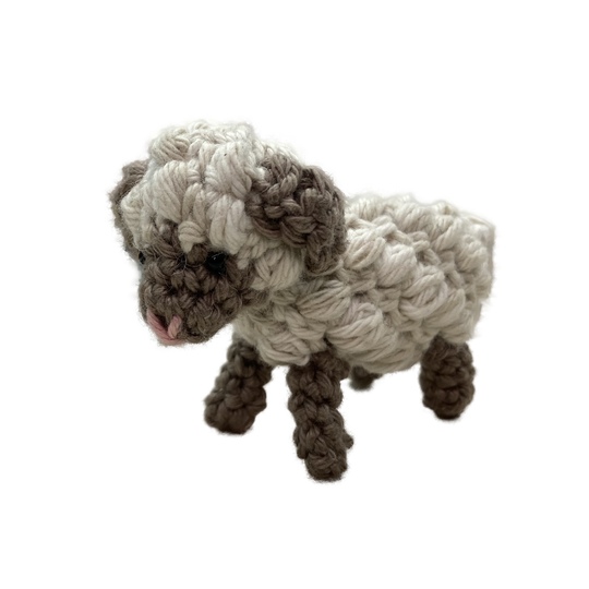 Sheep Betty amigurumi crochet pattern