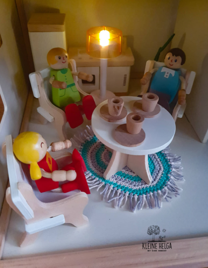 Häkelanleitung für ein einfaches Schneckenband/Puppenhausteppich