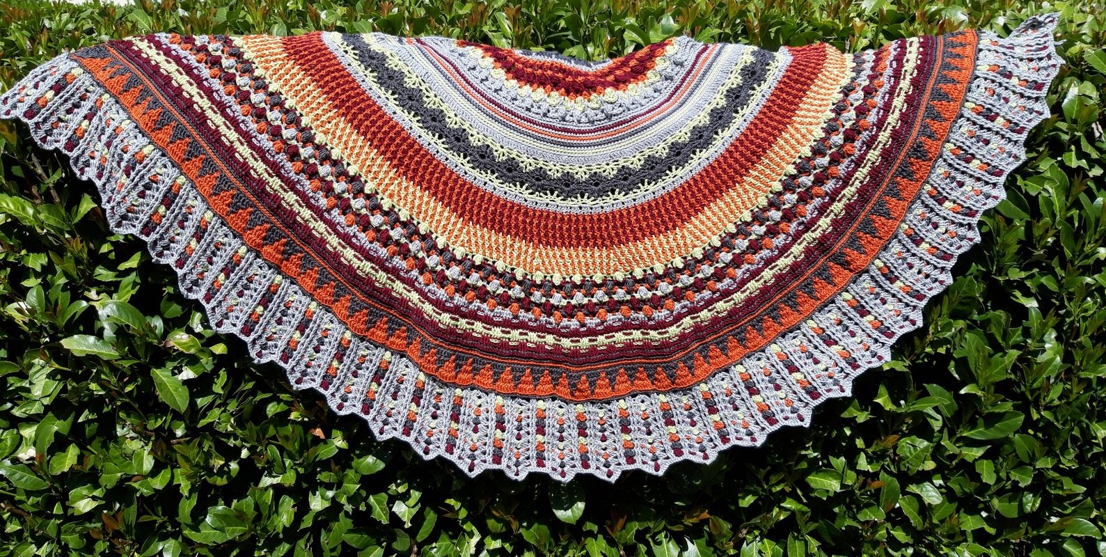 "Mali" - semicircular crochet cloth - pattern