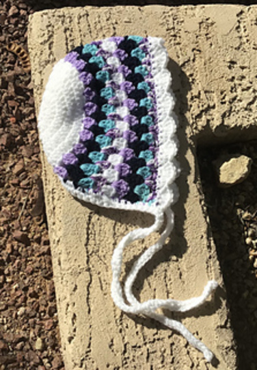 Crochet granny stripes baby bonnet