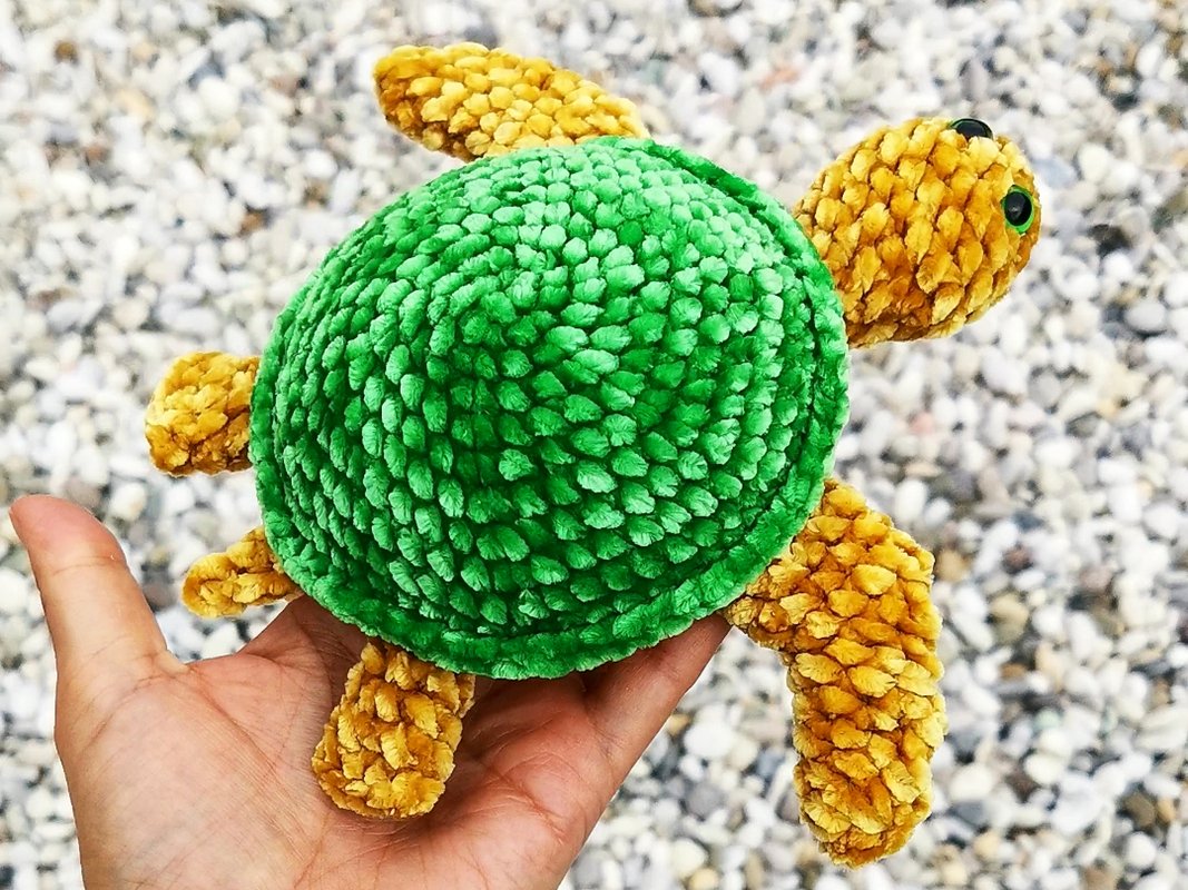 Emerald Sea Turtle No Sew Crochet Pattern - Image 7