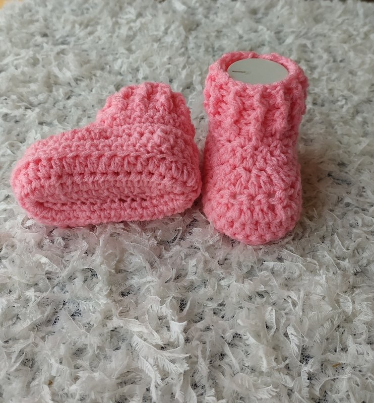 Crochet Unisex baby booties worked flat pattern - Image 8