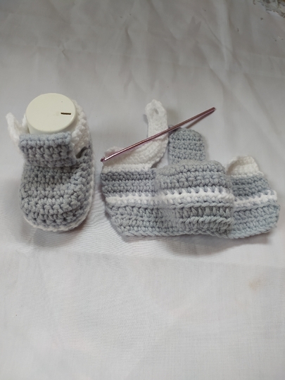 Crochet Baby Booties Worked Flat