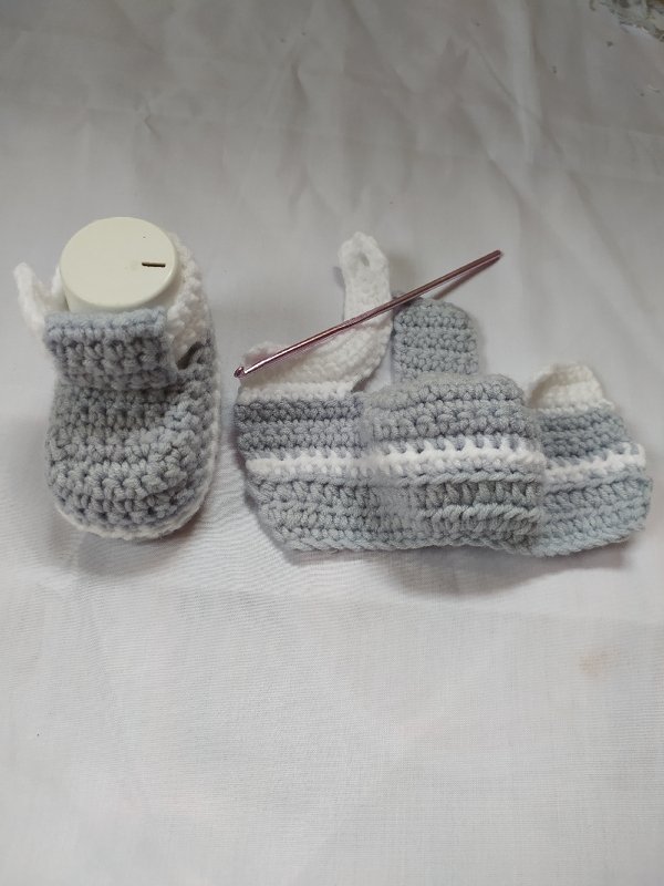Crochet Baby Booties Worked Flat - Image 5
