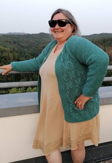 Sparset: Ajour-Top, Ajour-Shirt und Ajour-Jacke bis Größe XXXXL