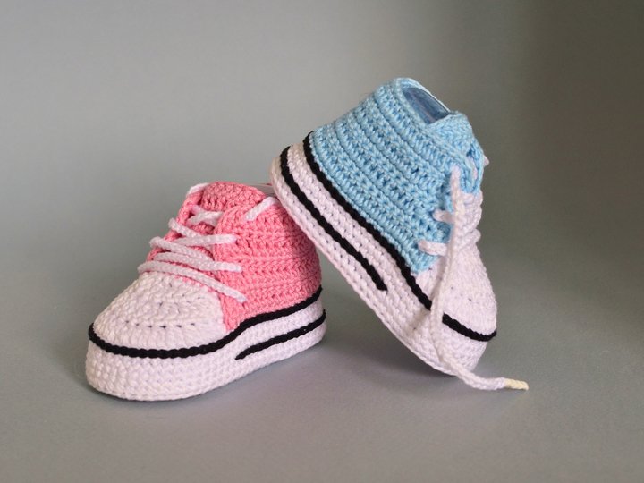 Crochet pattern baby booties, high top baby sneakers 4 sizes, newborn gift