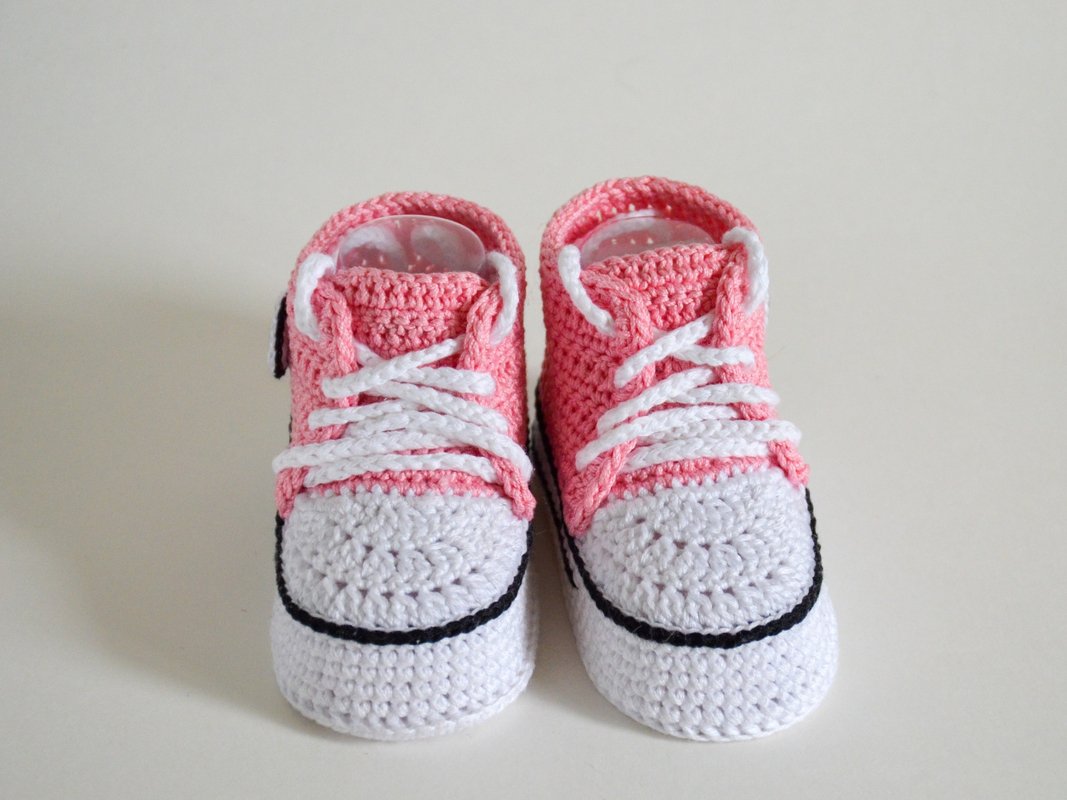 Crochet baby shoes pattern 0-3 months high top baby sneakers with stars b12 - Image 7
