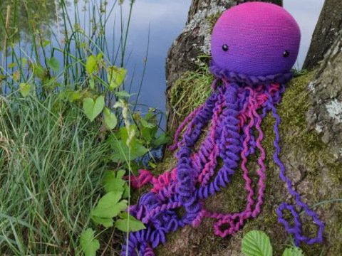 Häkelanleitung für Qualle ,,Lila"