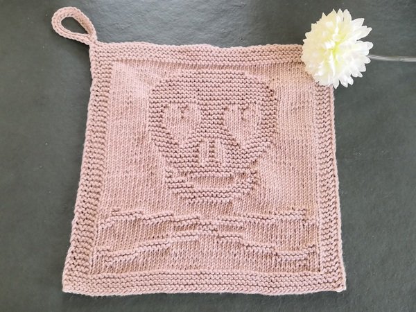 Knitting pattern washcloth / dishcloth "Skully" - easy