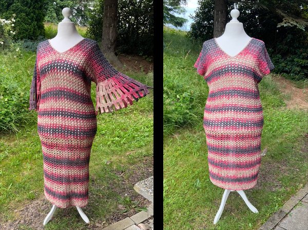 Gestreiftes gehäkeltes Midikleid auf Schneiderpuppe mit V-Ausschnitt, gezeigt mit ausgestellten Glockenärmeln und Kurzarm-Version.