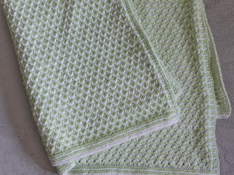 Babydecke Blütenknospen - stricken