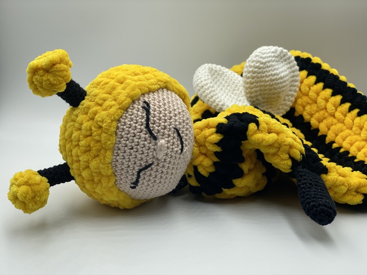 Häkelanleitung - Schnuffeltuch / Schmusetuch Biene