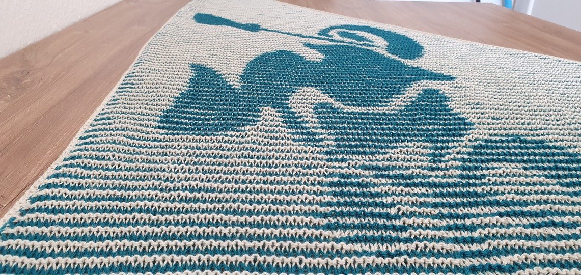 Hexe auf Motorrad, Schattenstricken, Illusionsstricken, Motivtuch