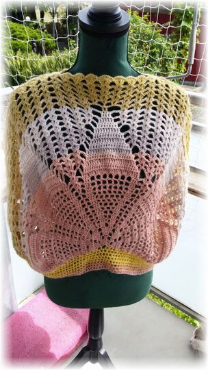 Häkelanleitung Halbrundshirt Dahlia