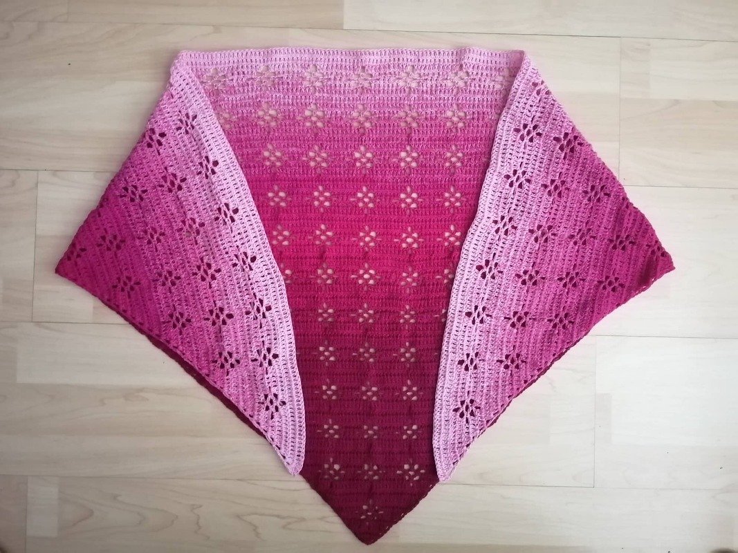 Pattern shawl "Ornamental Flower" - Image 4