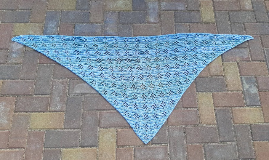 Häkelanleitung Dreieckstuch "Ornamental Flower"