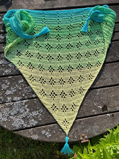 Häkelanleitung Dreieckstuch "Ornamental Flower"