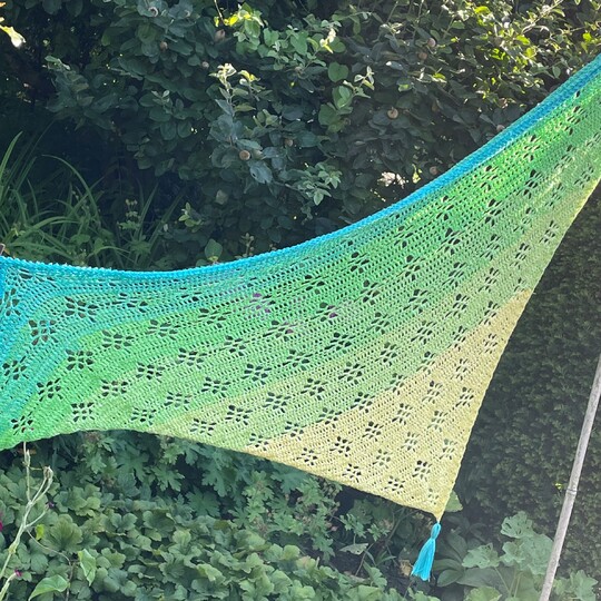 Häkelanleitung Dreieckstuch "Ornamental Flower"