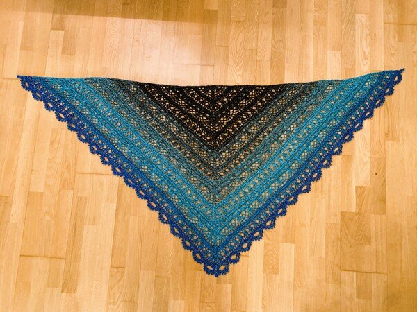 Crochet Pattern Triangular Scarf "Melaina"