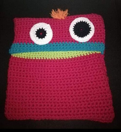 Anleitung Schlafanzug Monster "Trulla"  gehäkelt. mal was anderes .....