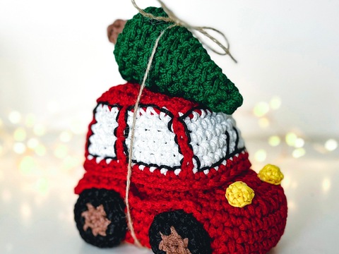 Crochet pattern basket car with Christmas tree PDF and video tutorial