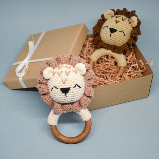 Amigurumi crochet pattern, lion rattle toy, zodiac leo gift, baby teether