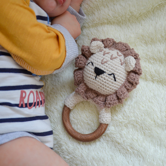 Amigurumi crochet pattern, lion rattle toy, zodiac leo gift, baby teether