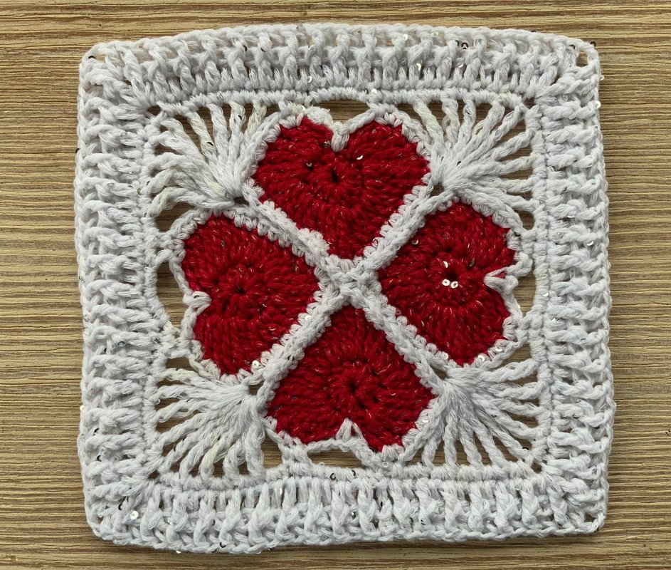 4 HERZEN GRANNY oder KLEEBLATT GRANNY - Bild 7