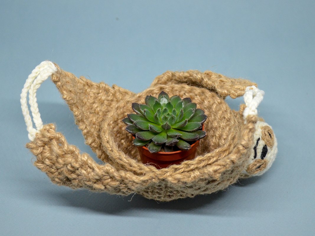 Hanging sloth plant holder, wall jute hanger, easy crochet pattern - Image 7