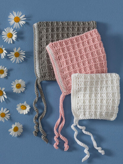 Kleid mit Mütze, gehäkelt