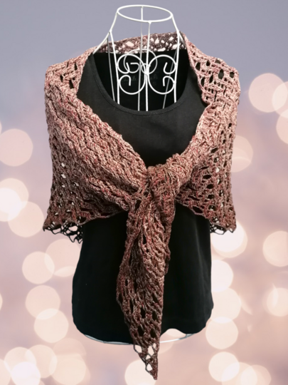 Triangular scarf „Tyana BE“ – crochet pattern