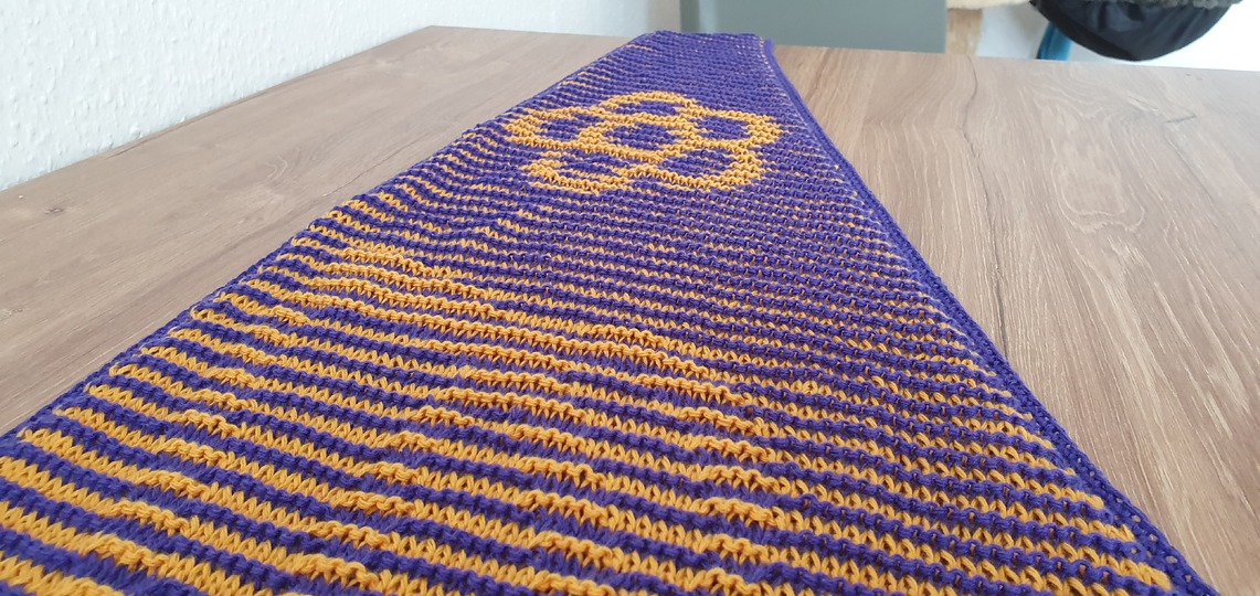 Butterfly, Shadow Knitting, Illusion Knitting, Flat Motif Shawl