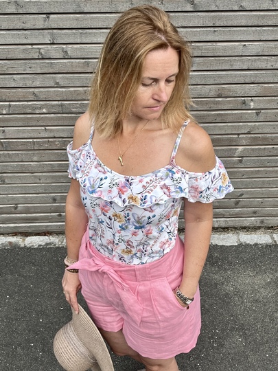 Schnittmuster Shirt und Kleid mit Spaghettiträgern und Volant Gr. 32 - 56