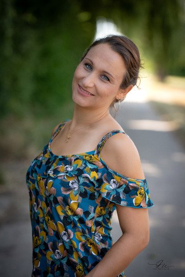 Schnittmuster Shirt und Kleid mit Spaghettiträgern und Volant Gr. 32 - 56
