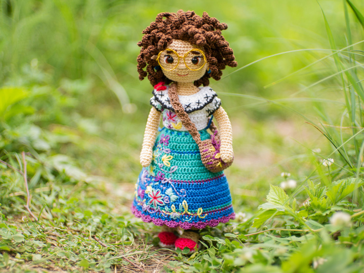 Crochet pattern Mirabel doll
