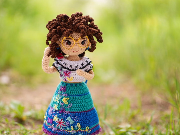 Crochet pattern Mirabel doll