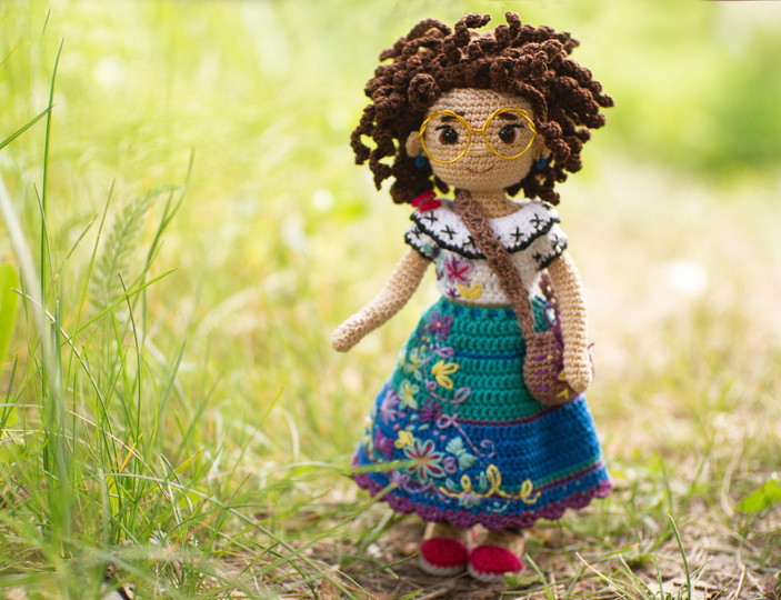 Crochet pattern Mirabel doll