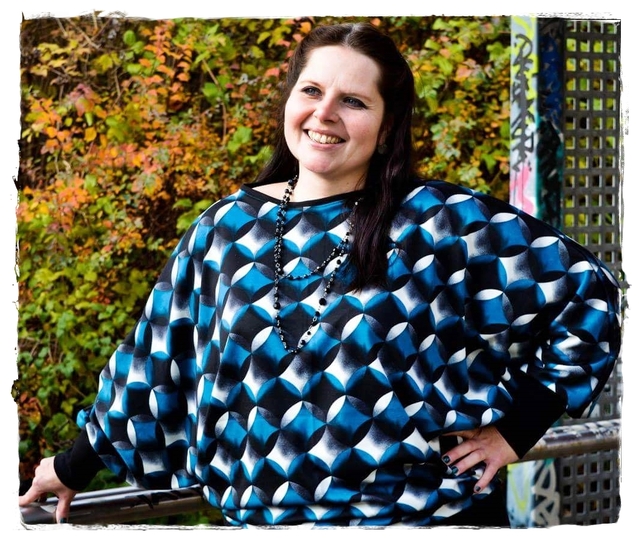 Bigshirt S - XXL + Kapuzen Add-On