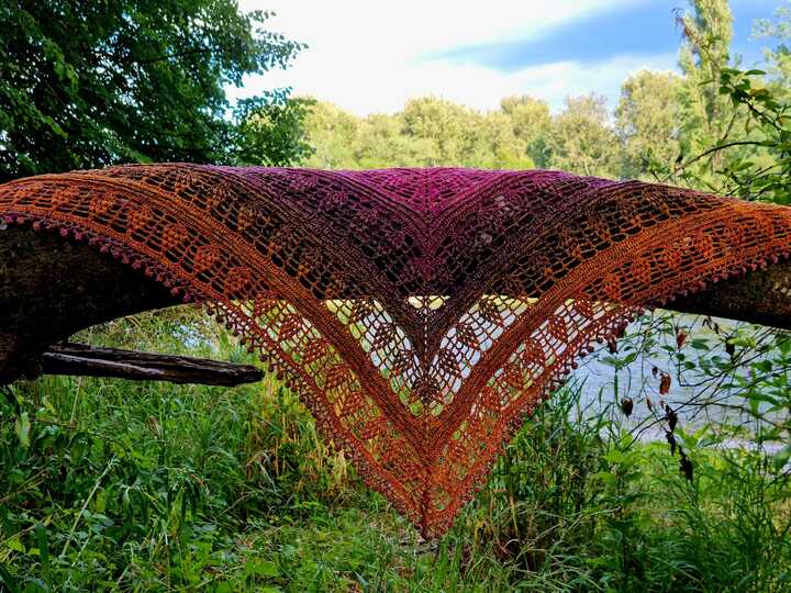 Häkelanleitung - Tuch "Lysonijara"