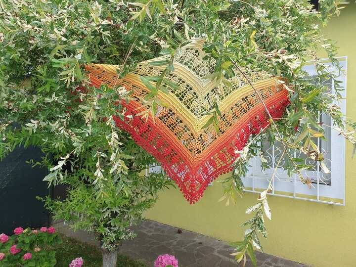 Häkelanleitung - Tuch "Lysonijara"