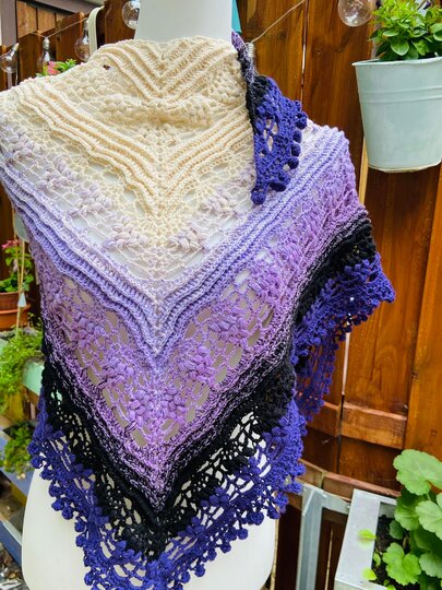 Häkelanleitung - Tuch "Lysonijara"