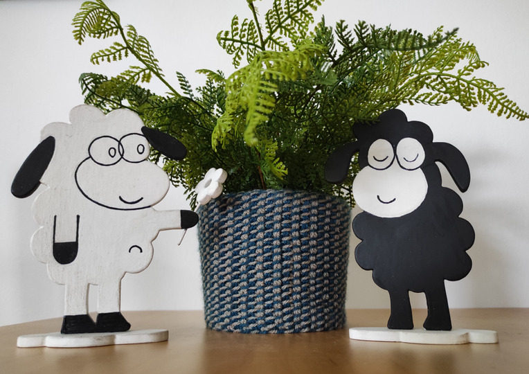 Tunesisch gehäkelter Blumentopfüberzug