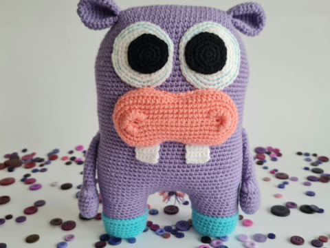 Häkelanleitung > Kuschelbuddie No. 19 Nilpferd Nelly