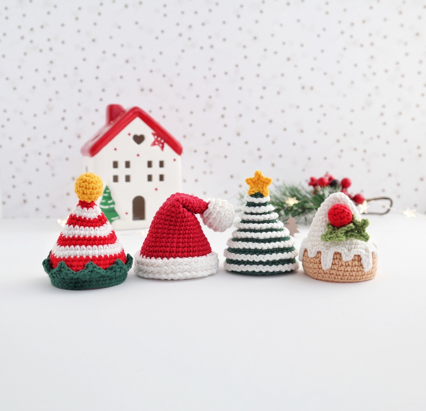 Christmas mini hats crochet pattern: elf, pudding, santa, Christmas tree