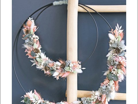 Floral Hoop mit Trockenblumen / Dekokranz mit Trockenblumen