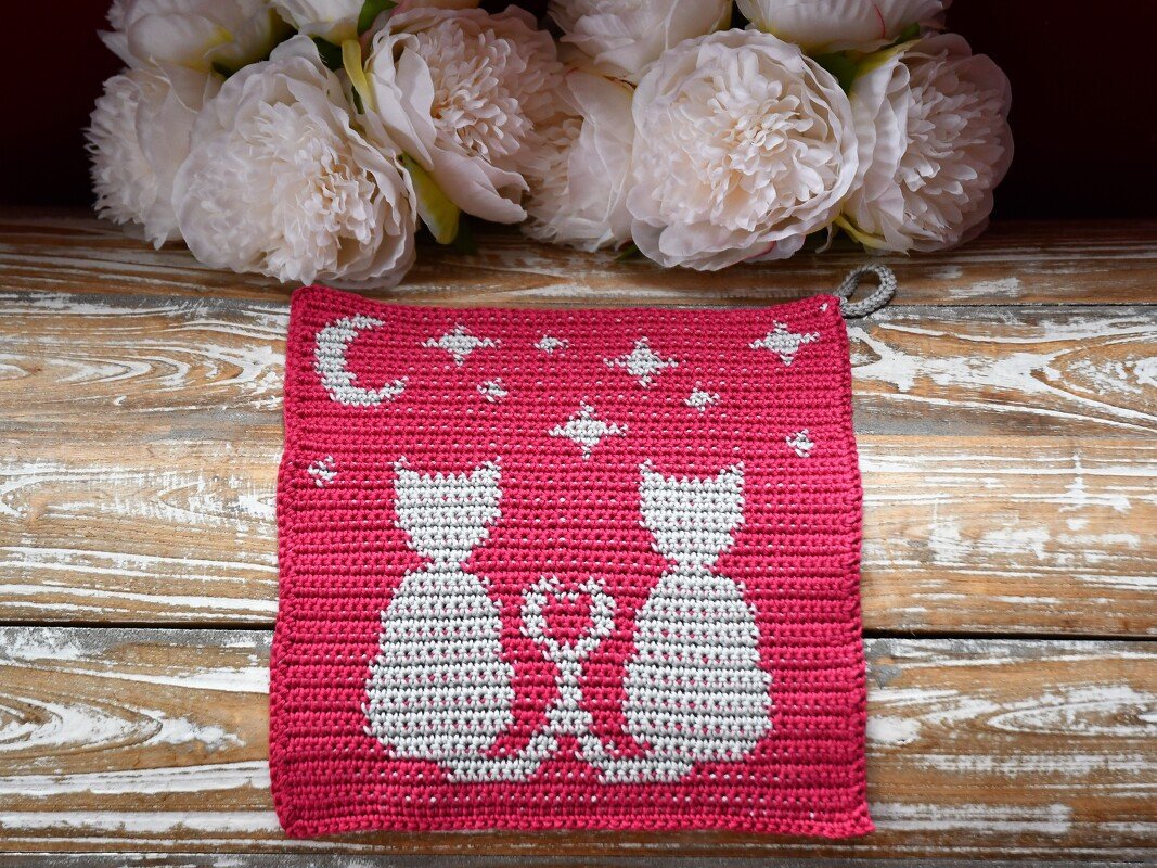 Crochet pattern cloth "Love Cats"