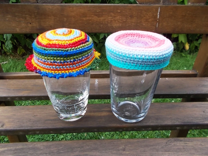 Insektenschutz-H&uuml;tchen - Abdeckung f&uuml;r Gl&auml;ser &ndash; H&auml;kelanleitung