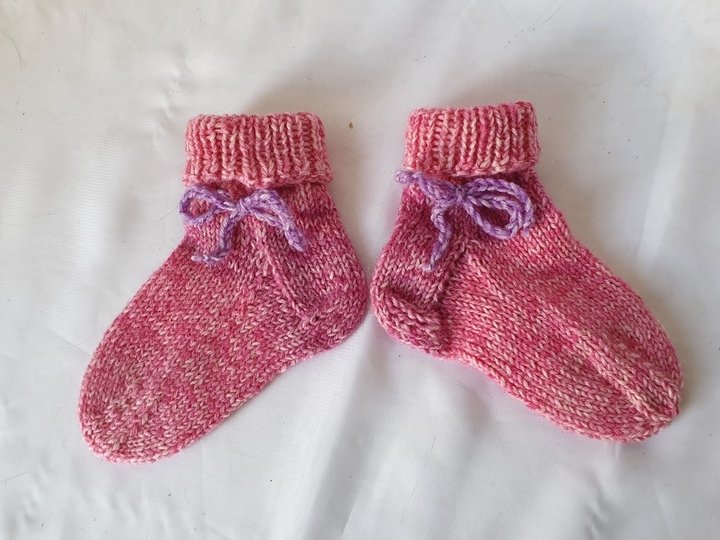 Strickanleitung Baby-Socken aus 6-fach-Sockenwolle, ca. 11,5 cm  #304