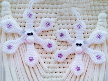 276 Crochet Pattern - Snowflake, Christmas tree decor or home decor - Amigu